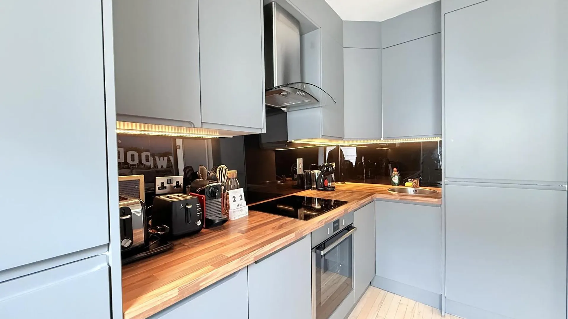 Lovely Spacious Apartment At Temple Bar Dublin 0*,  Irlande
